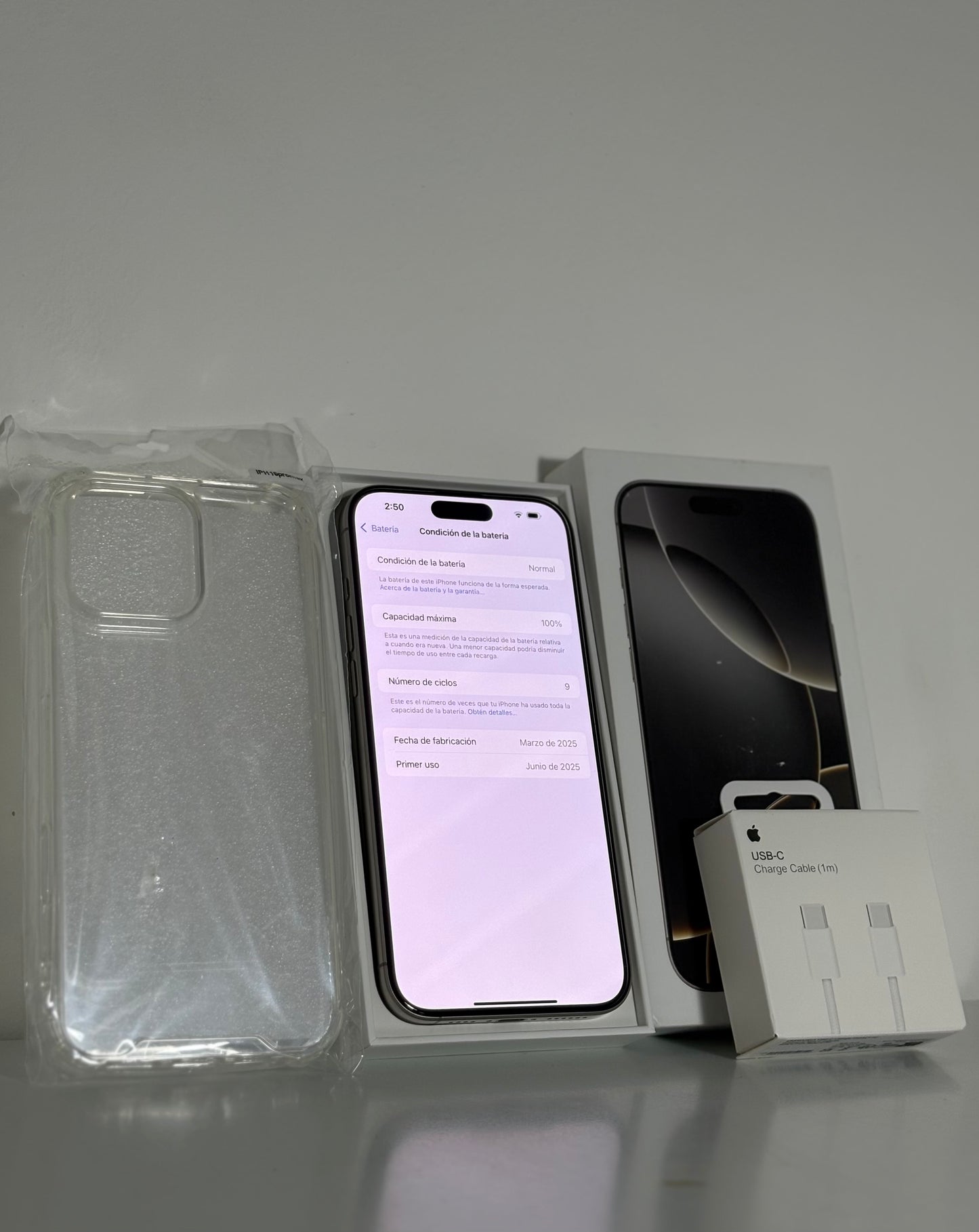 Combo Apple IPhone 16 Pro Max 256GB Natural Open Box + Accesorios