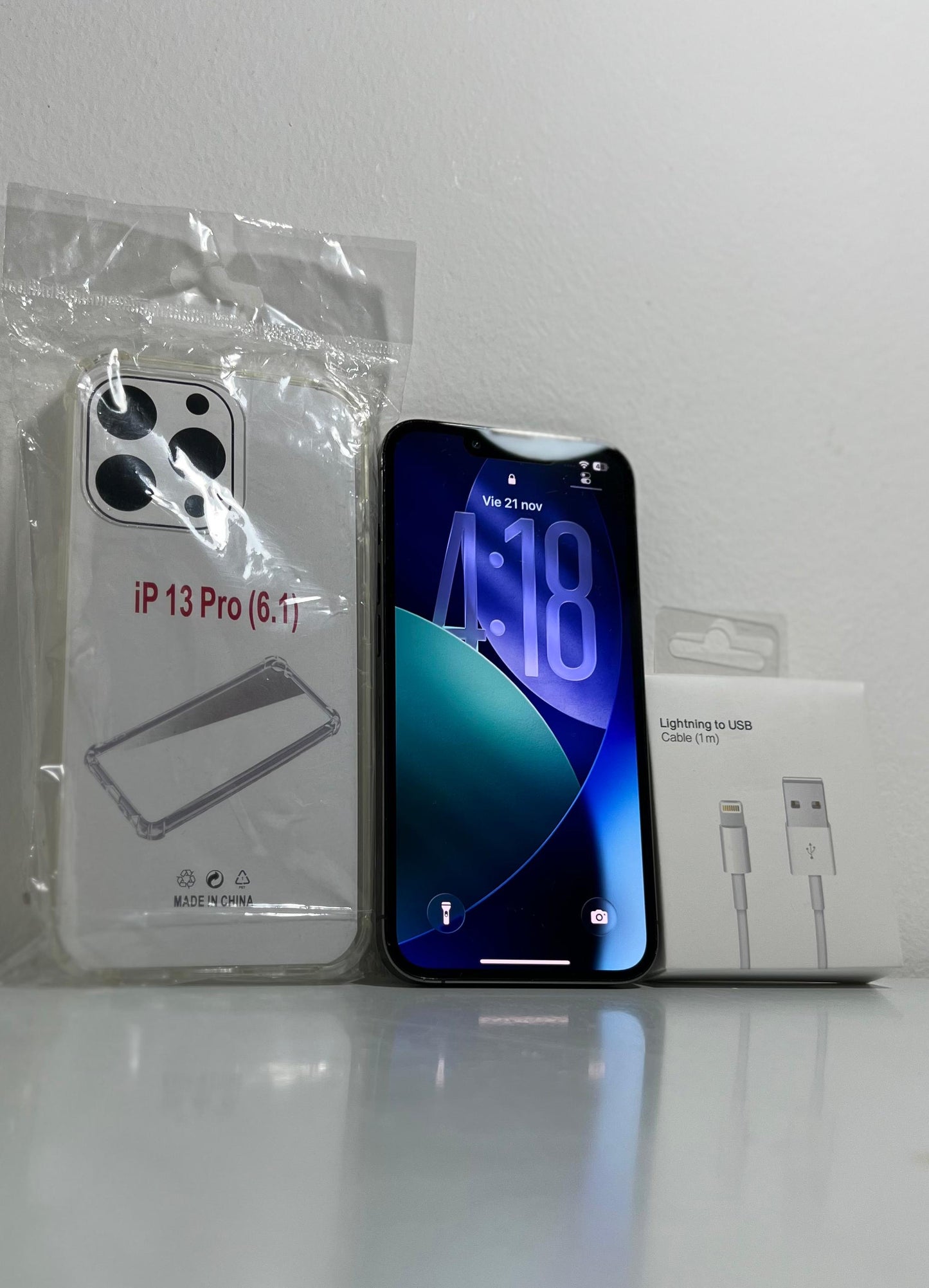 Combo Apple iPhone 13 Pro 128GB 100% - Grafito