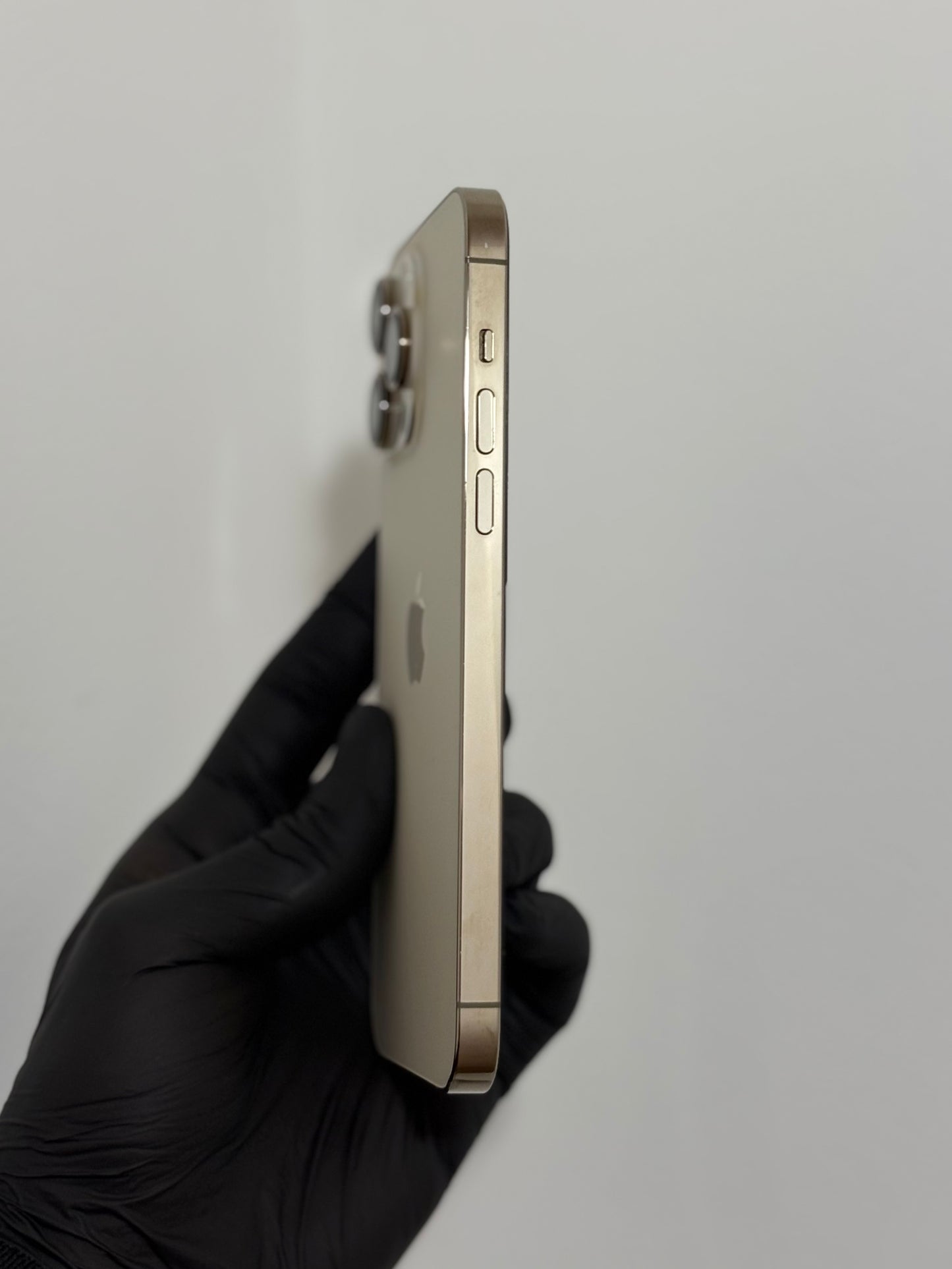 Apple iPhone 14 Pro Max 100% 128GB - Usado - Dorado