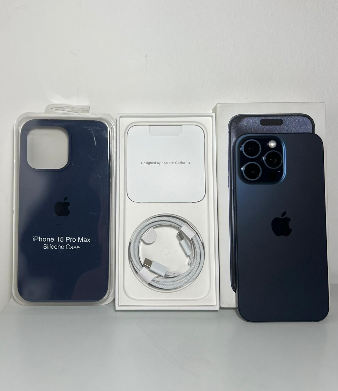 Combo Apple iPhone 15 Pro Max 256GB 100% - Blue