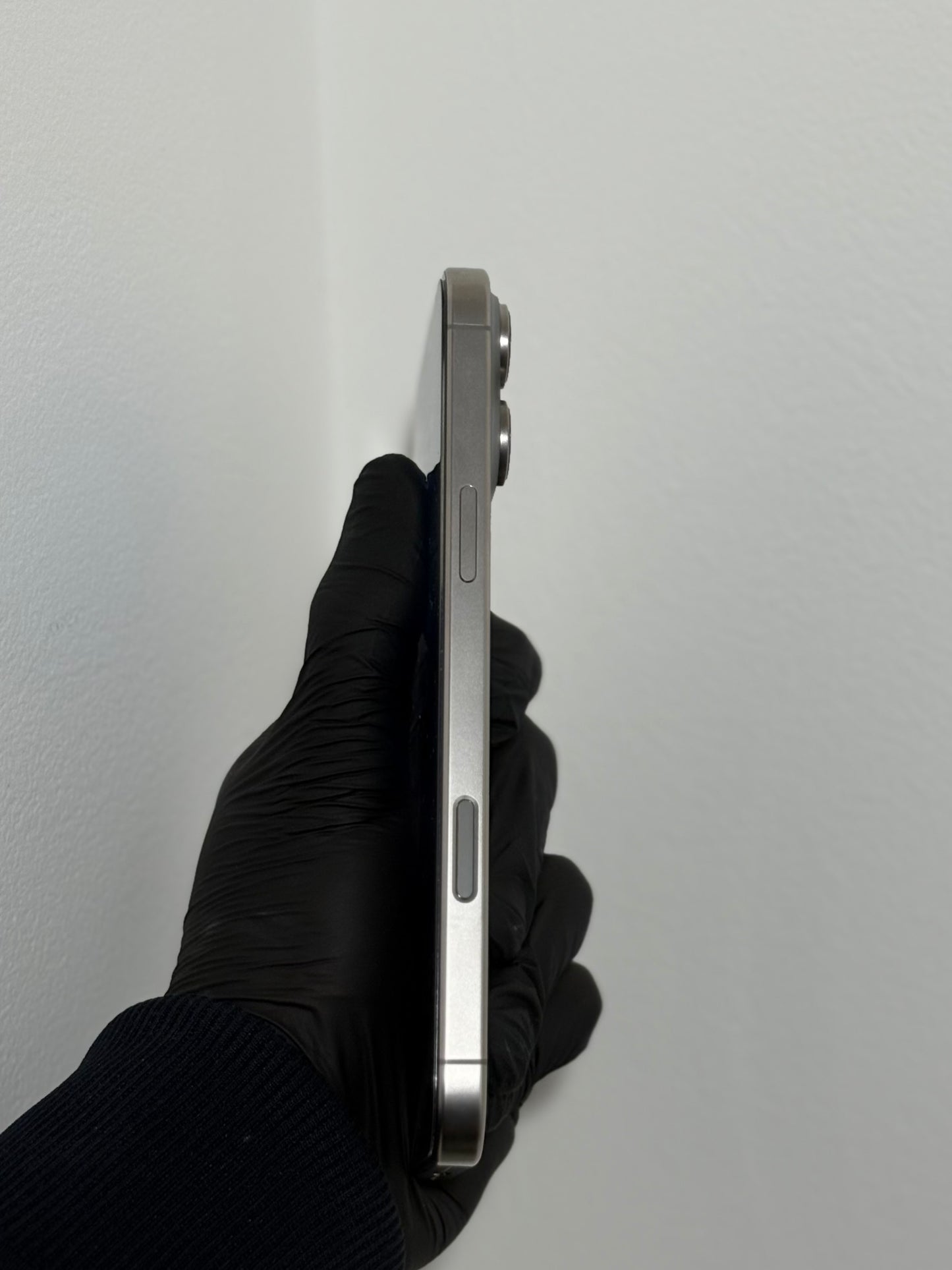 Apple iPhone 16 Pro Max (256GB) Open Box - Titanio Natural