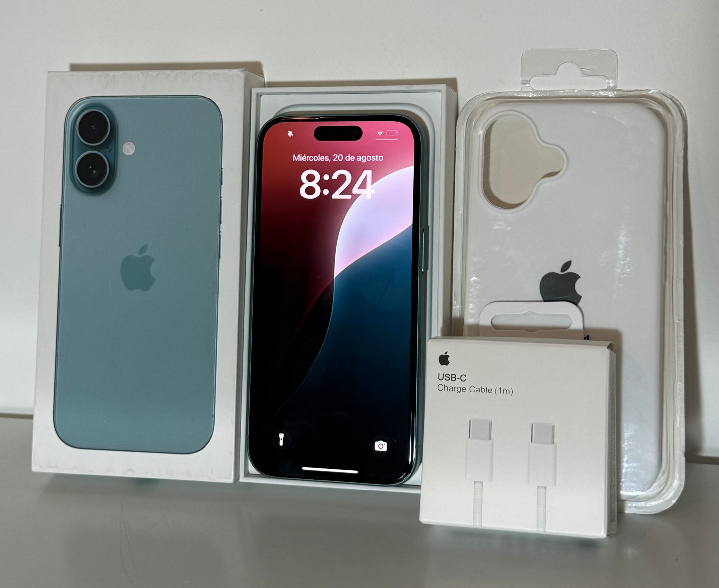 Combo Apple Iphone 16 128GB Teal Open Box + Accesorios