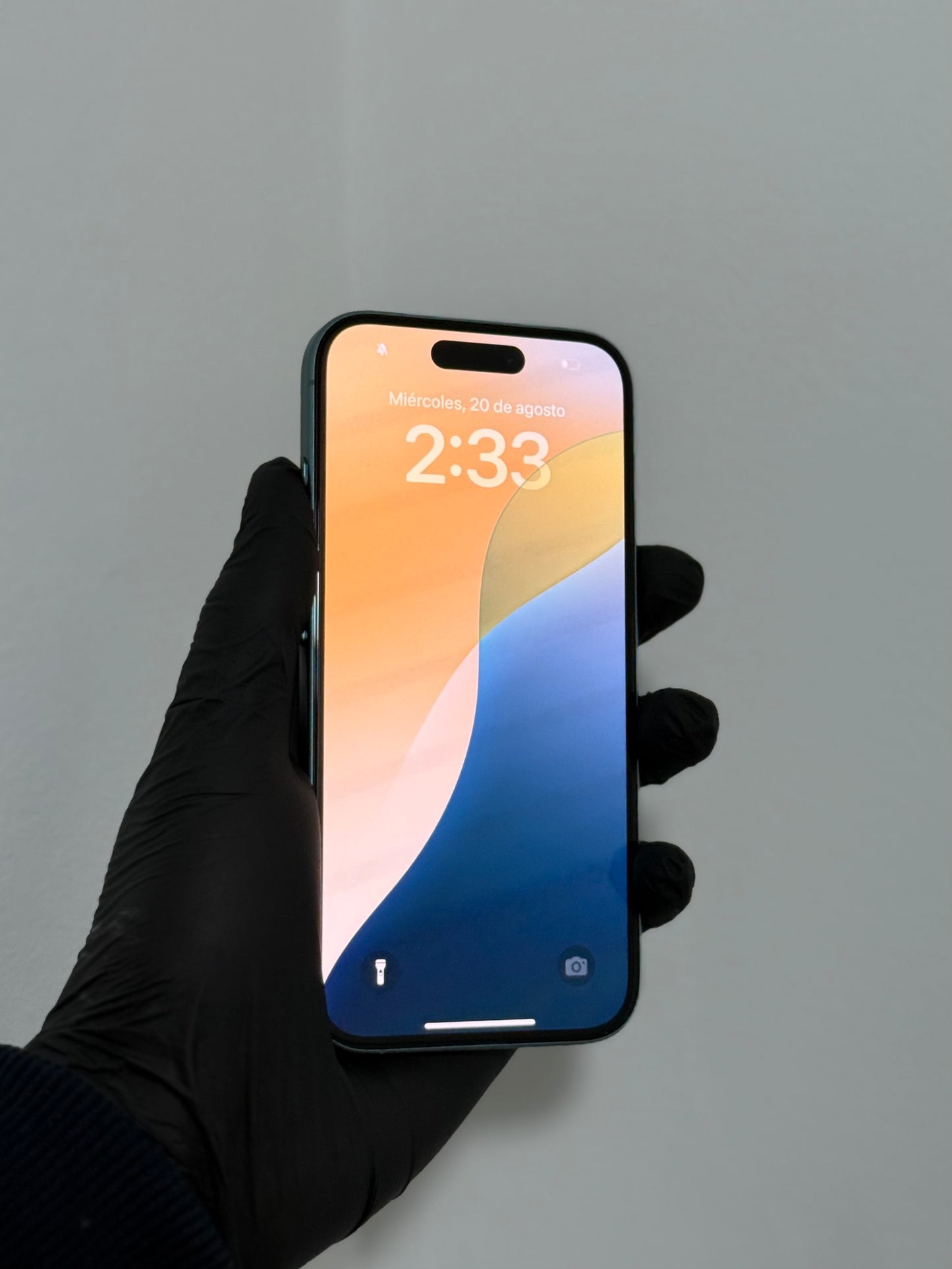 Apple iPhone 16 (128GB)Open Box - Teal